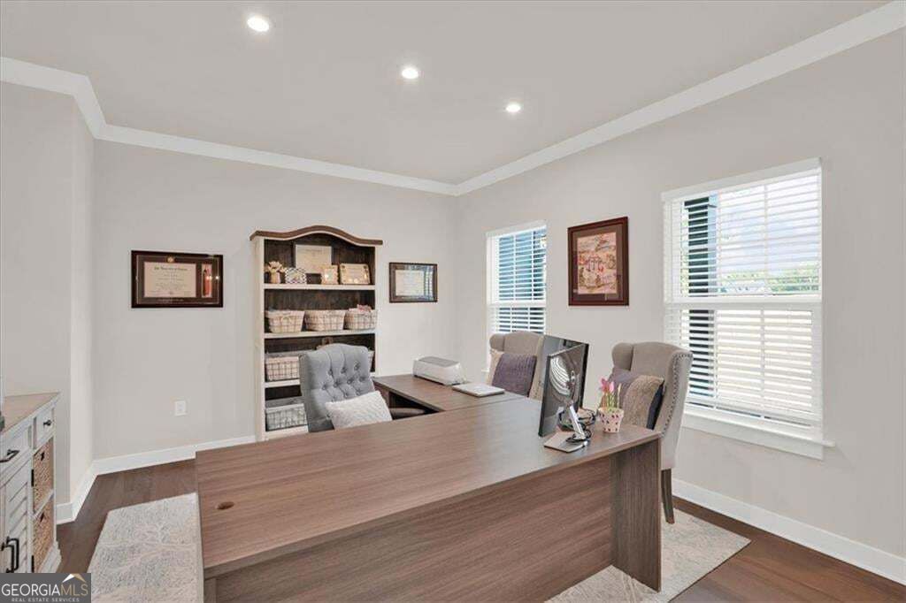 125 Longwood Drive