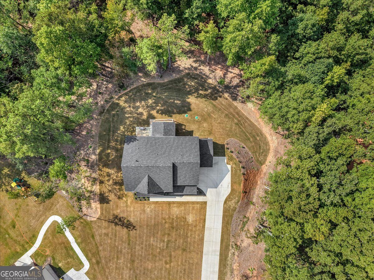 125 Longwood Drive
