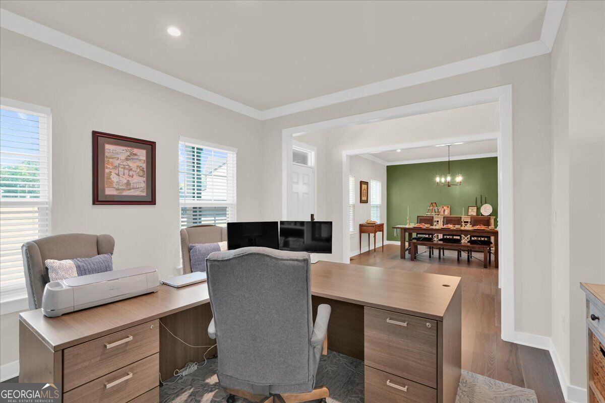 125 Longwood Drive