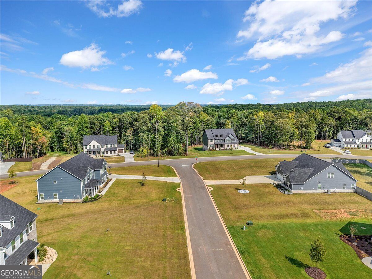 125 Longwood Drive