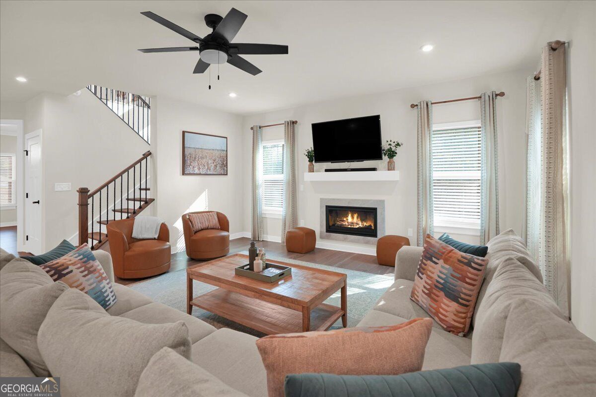 125 Longwood Drive