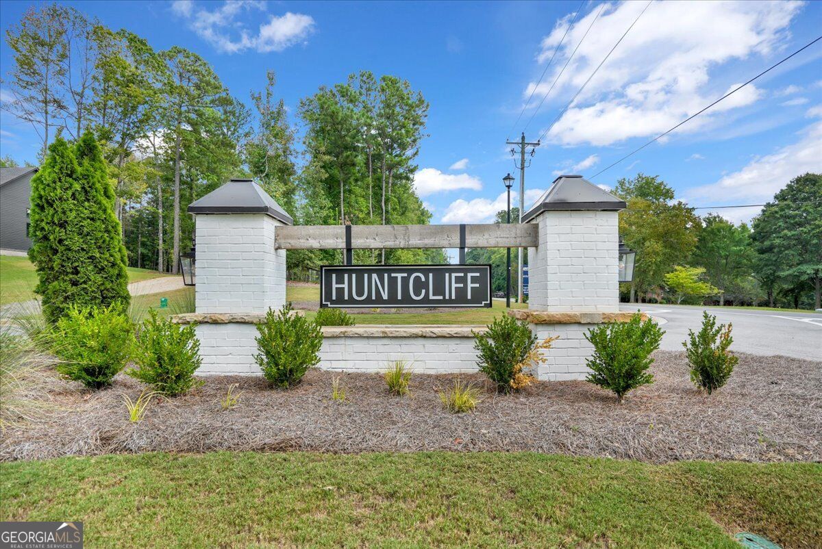 125 Longwood Drive