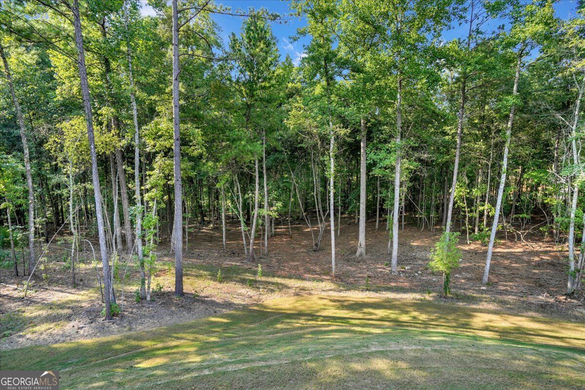 125 Longwood Drive
