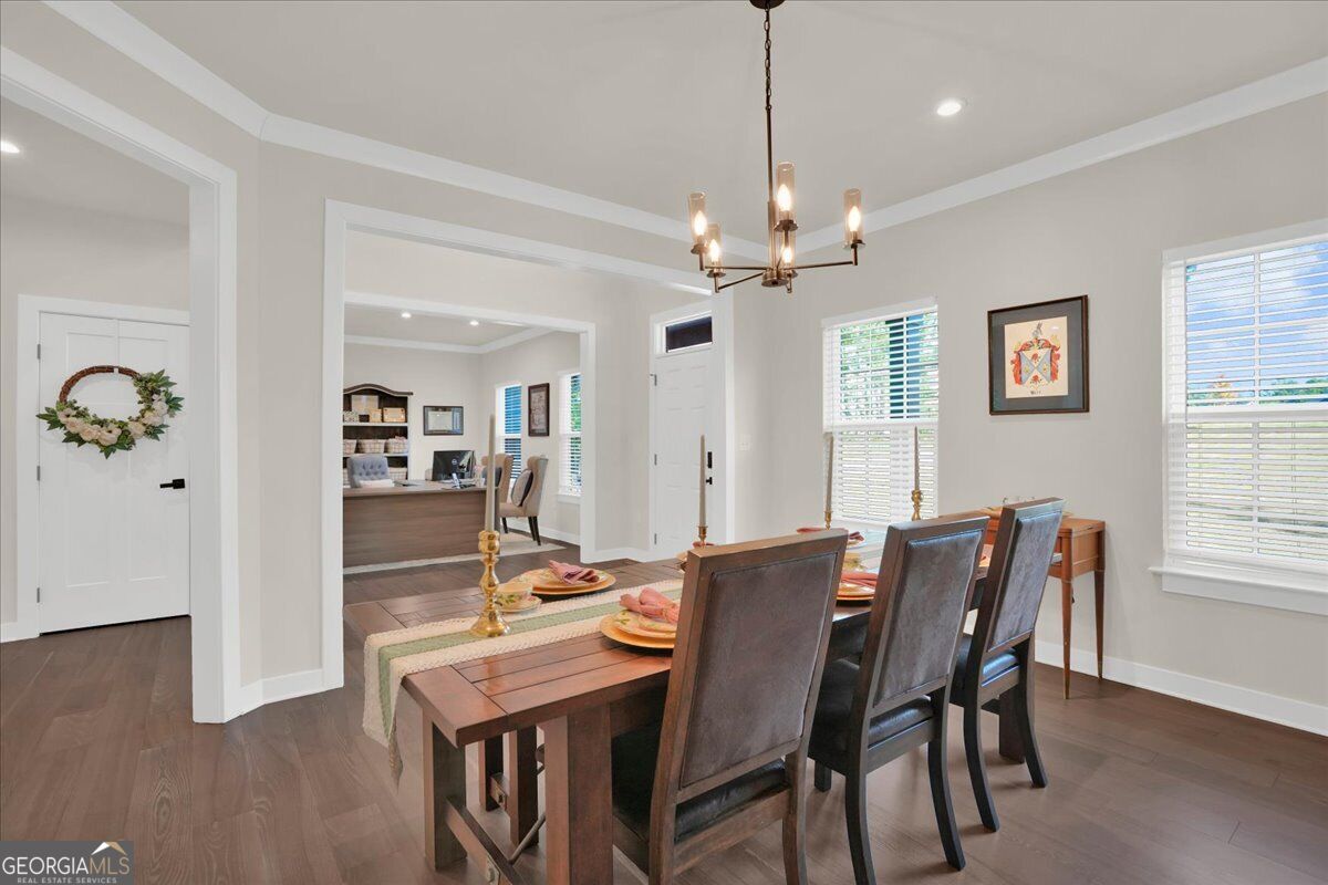 125 Longwood Drive
