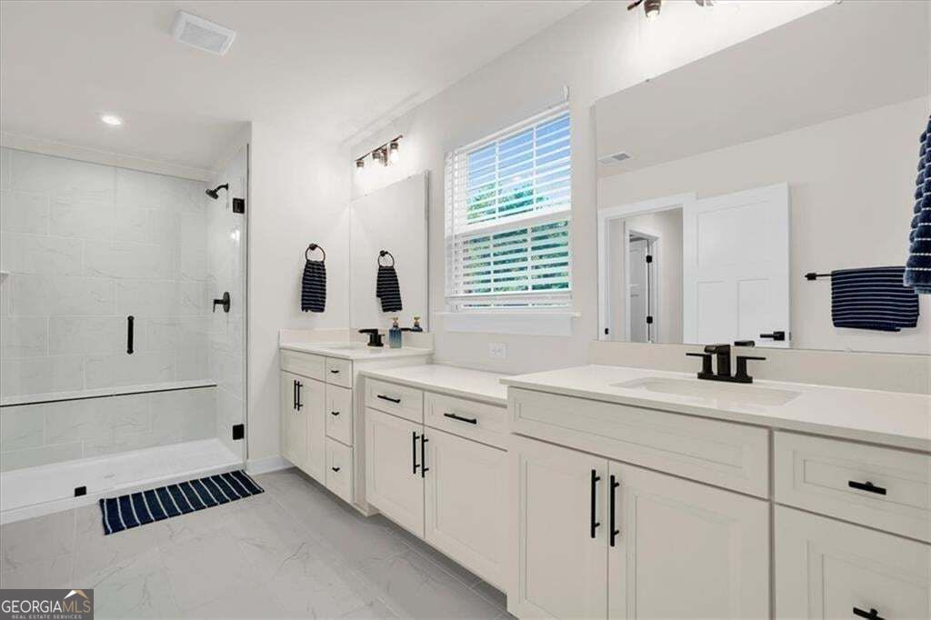 125 Longwood Drive
