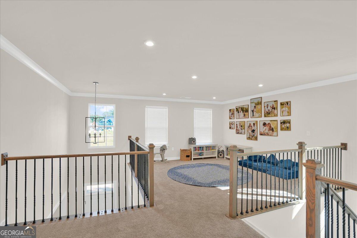 125 Longwood Drive