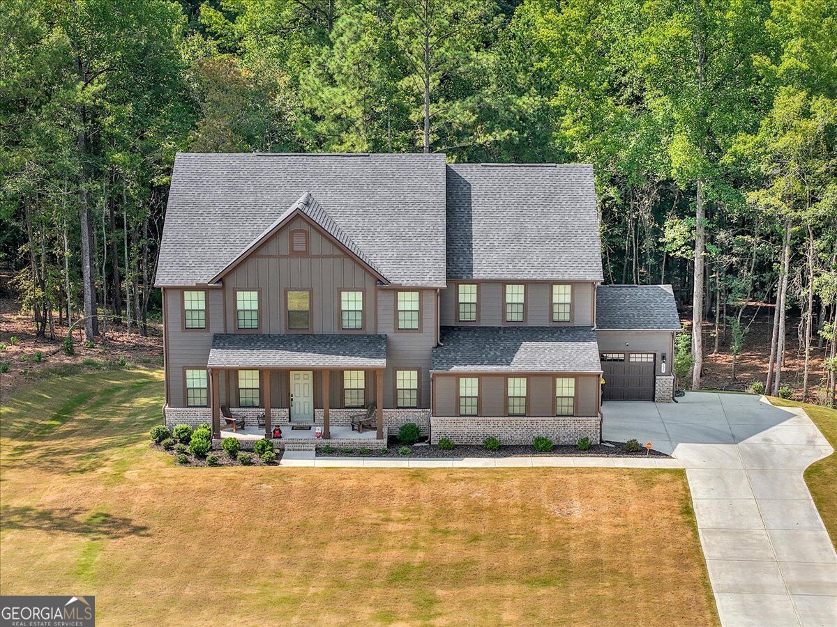 125 Longwood Drive