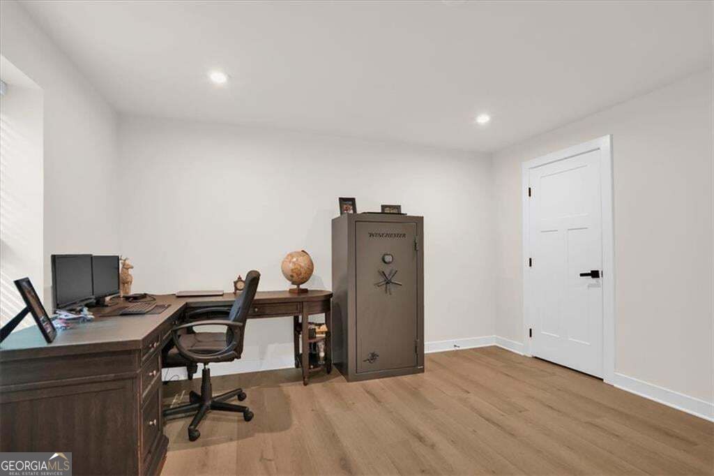125 Longwood Drive