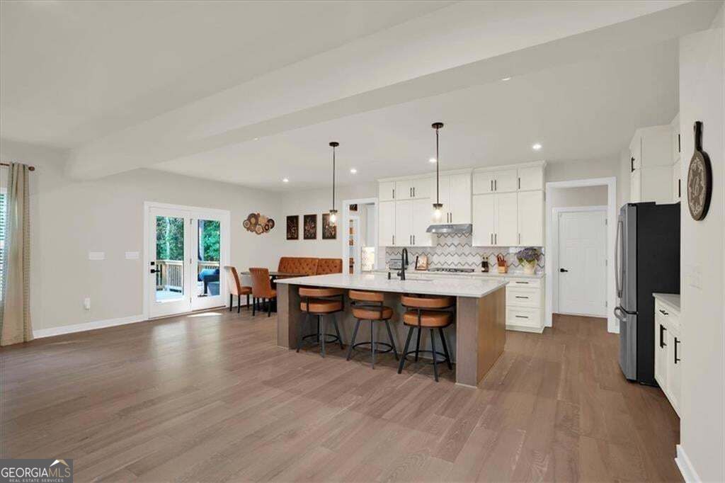 125 Longwood Drive