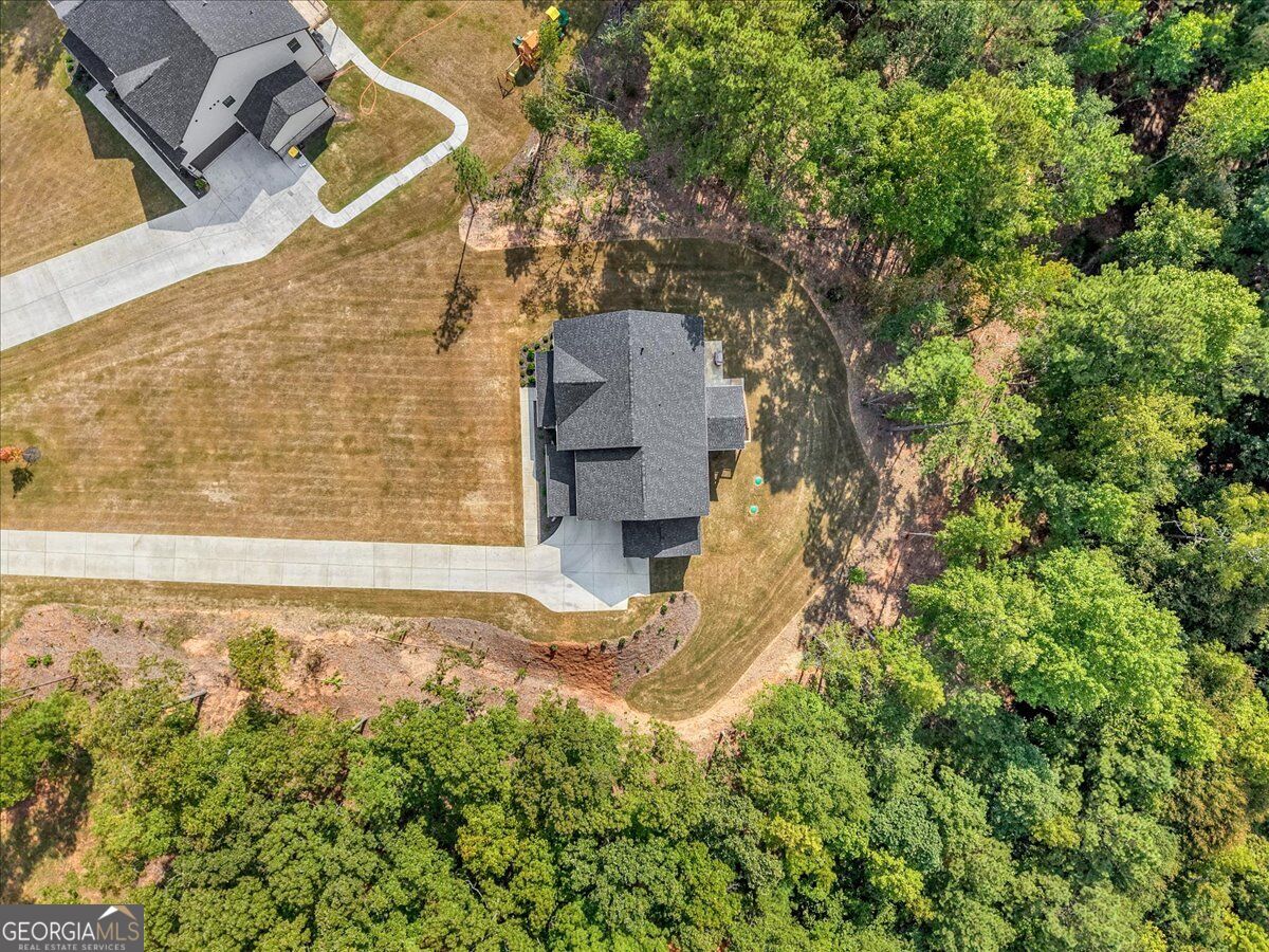 125 Longwood Drive