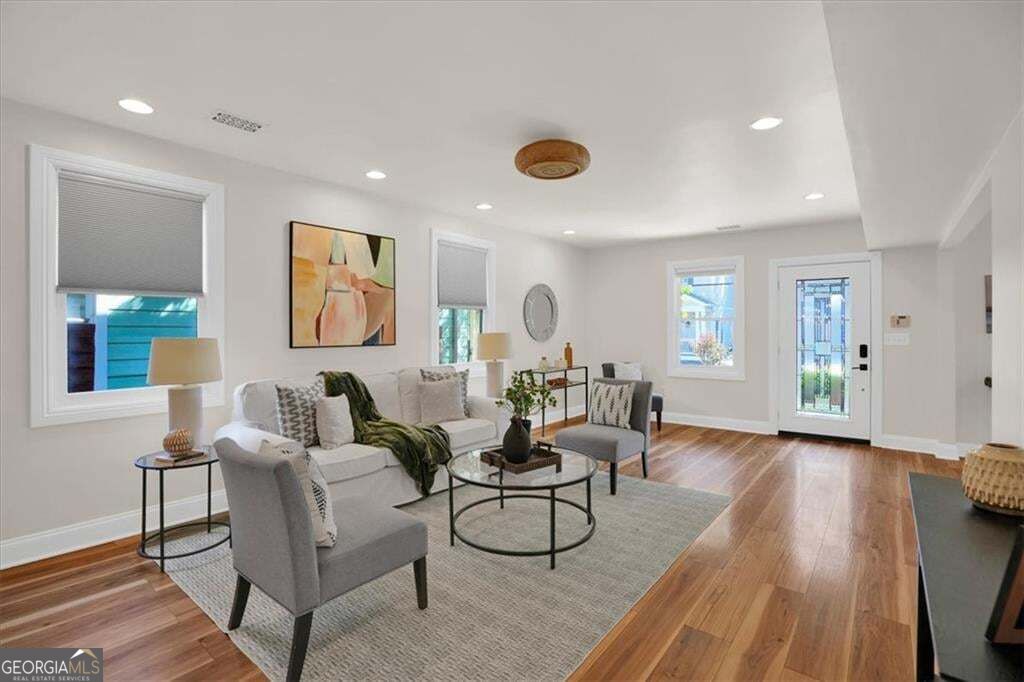 61 Chester Avenue SE