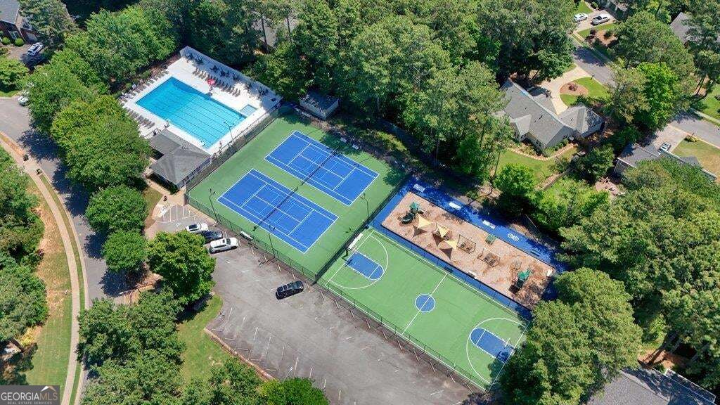 1050 Fairwood Overlook