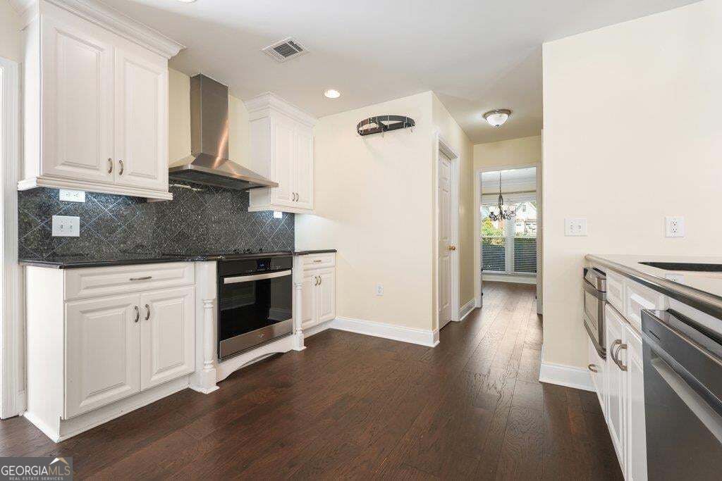 1050 Fairwood Overlook