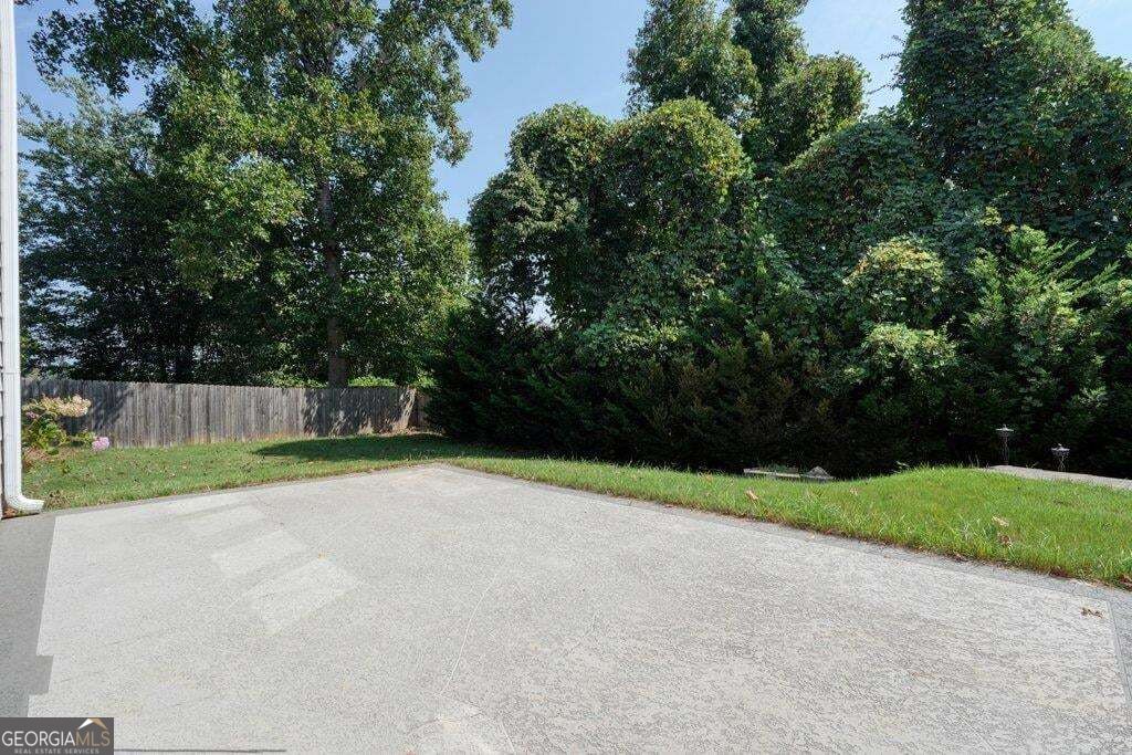 1050 Fairwood Overlook