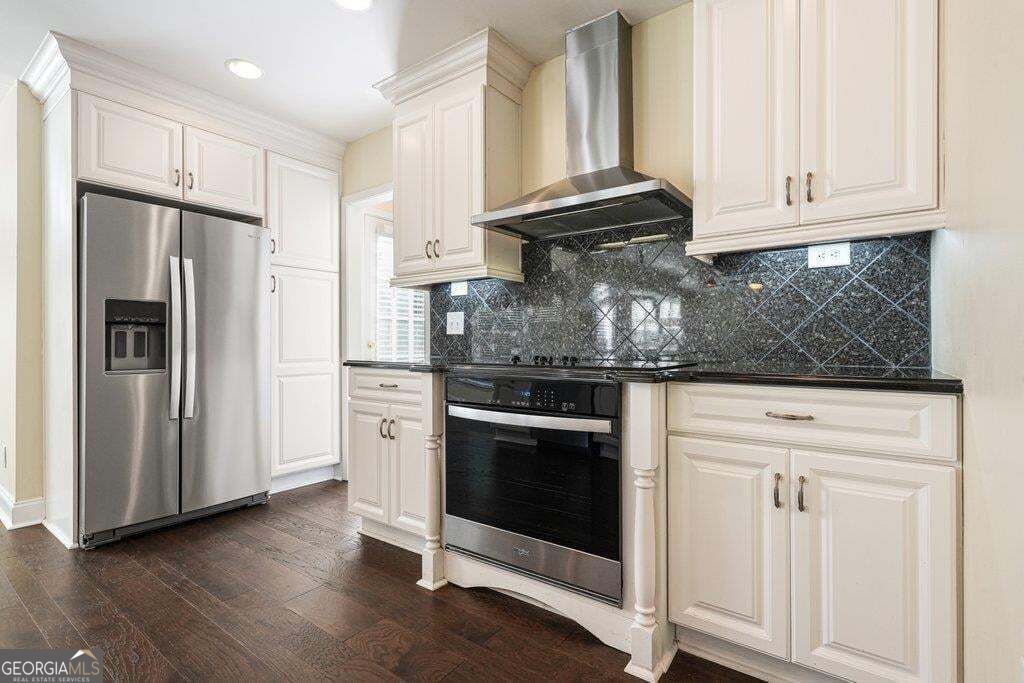1050 Fairwood Overlook