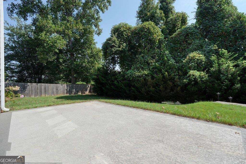 1050 Fairwood Overlook