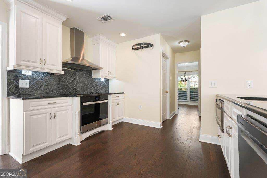 1050 Fairwood Overlook