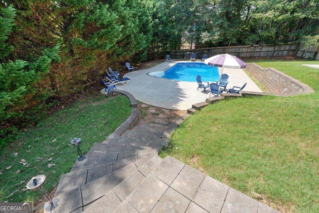1050 Fairwood Overlook