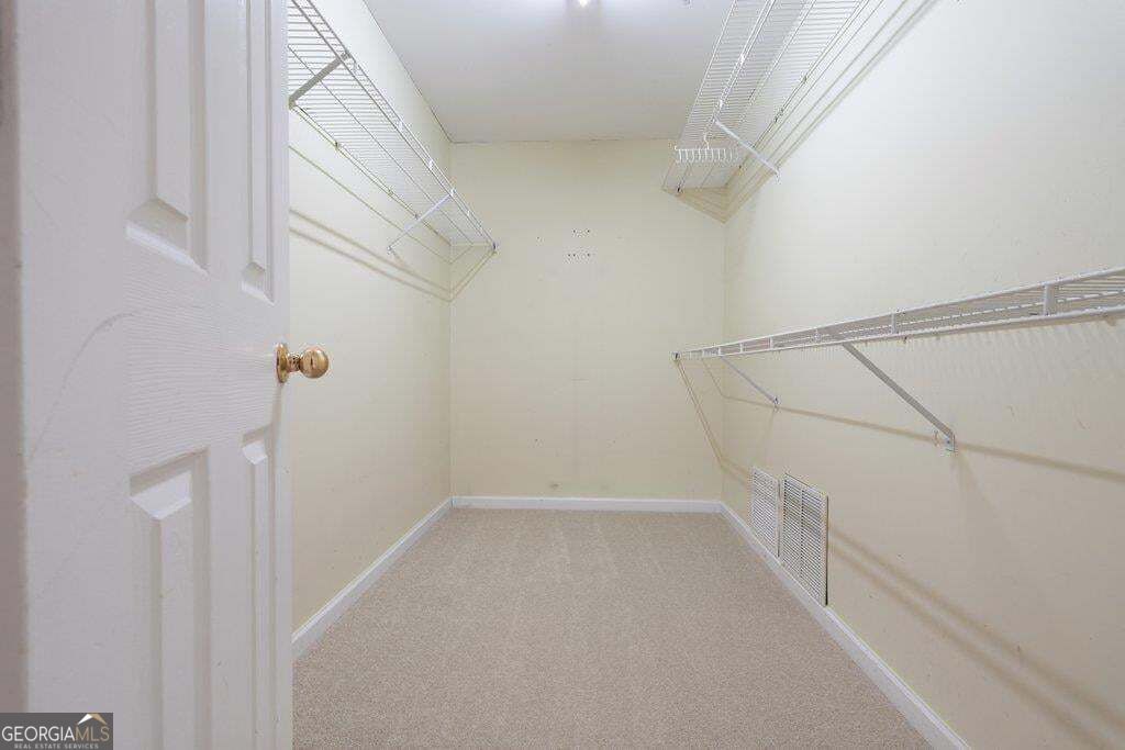 1050 Fairwood Overlook
