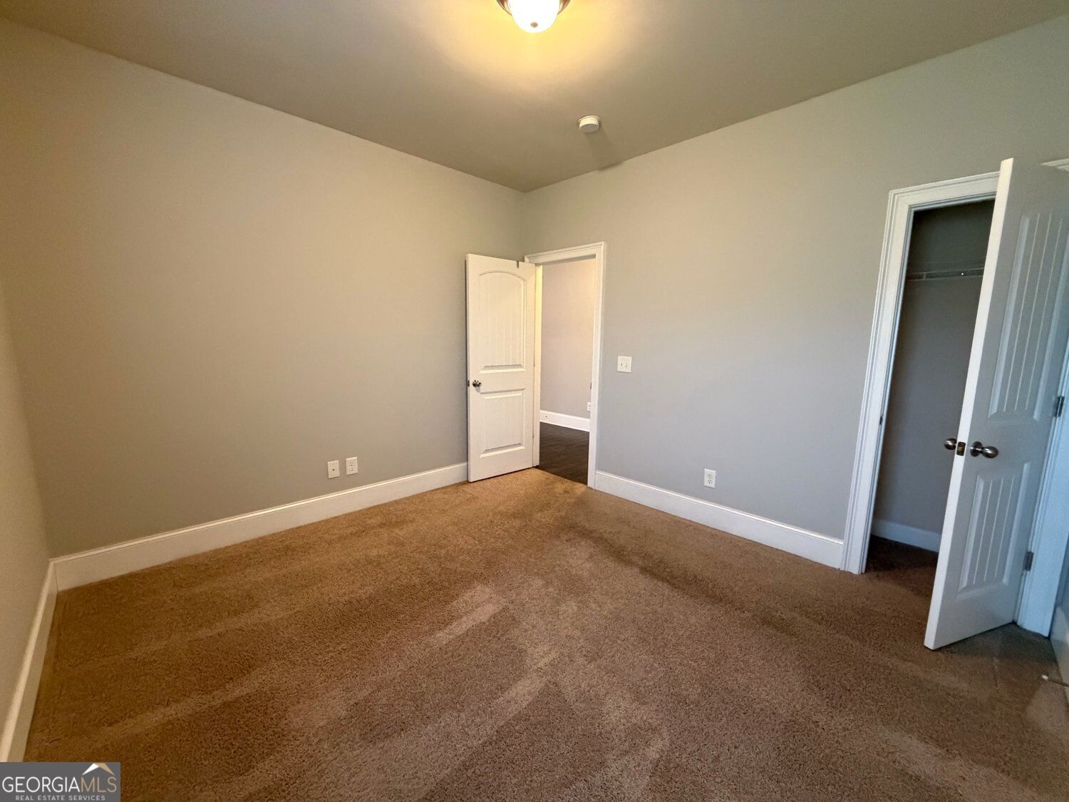 42 Fox Knoll Trail
