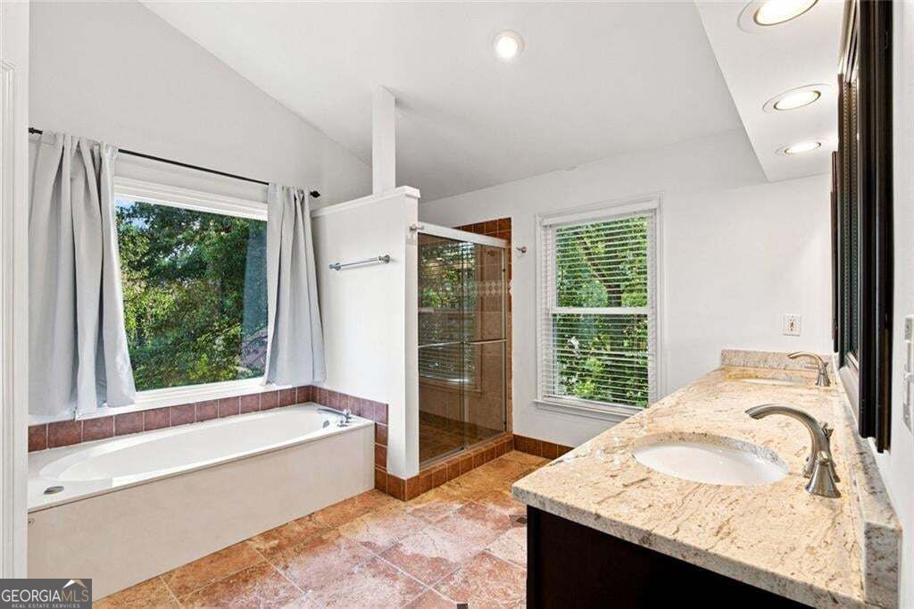 425 Fairford Lane