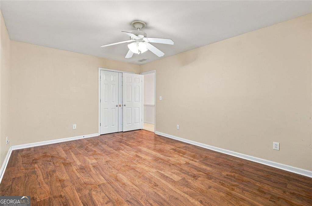 425 Fairford Lane