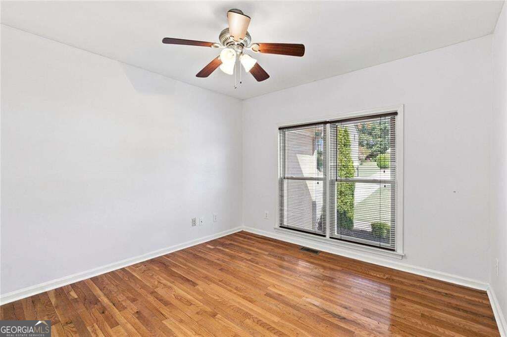 425 Fairford Lane