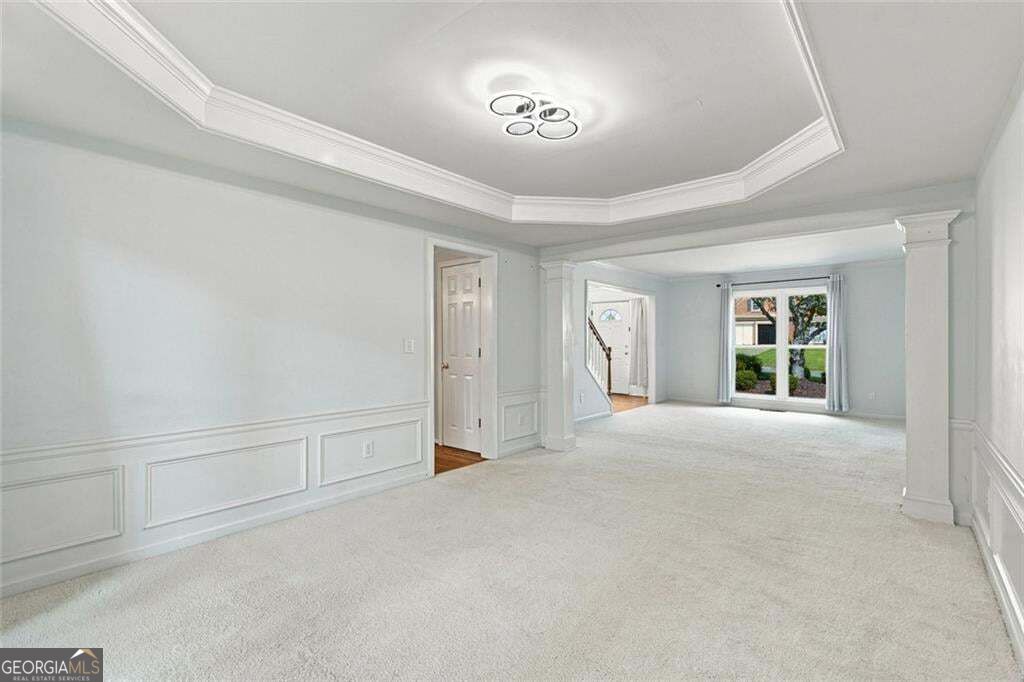 425 Fairford Lane