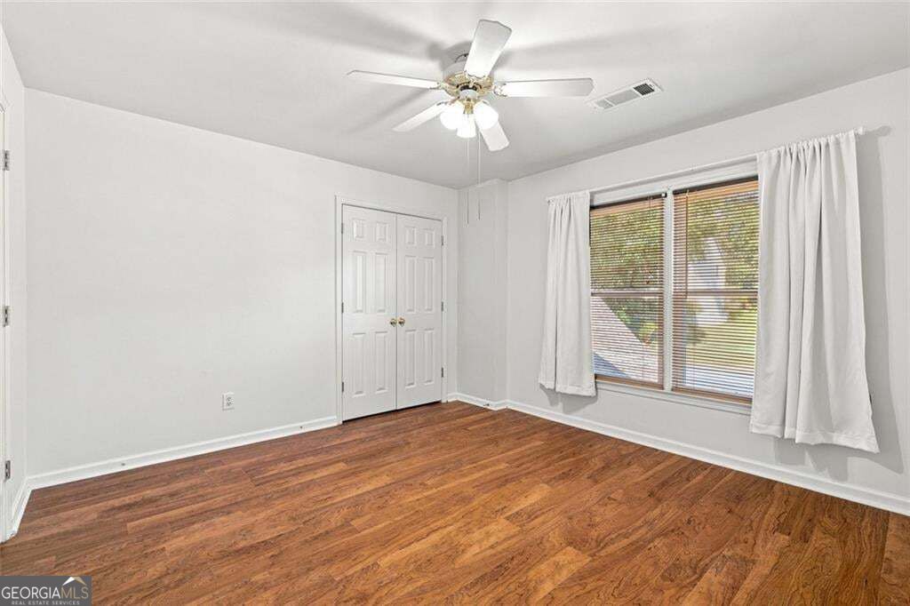 425 Fairford Lane
