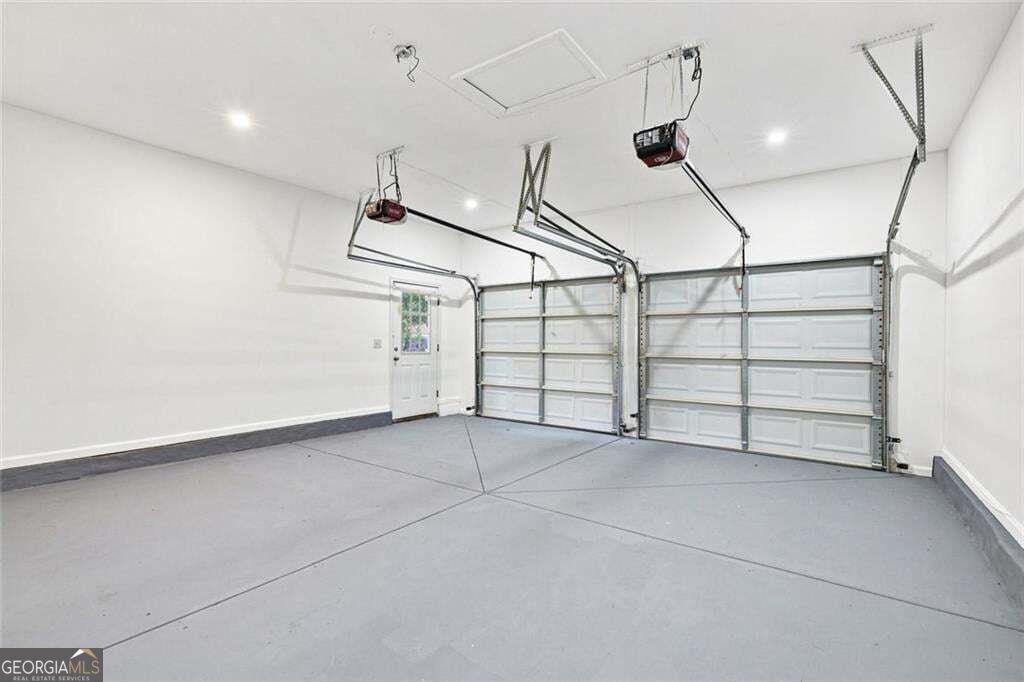 425 Fairford Lane