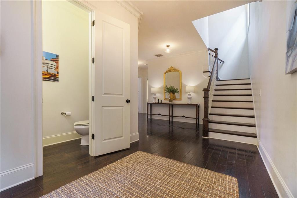 1376 Windsor Parkway NE