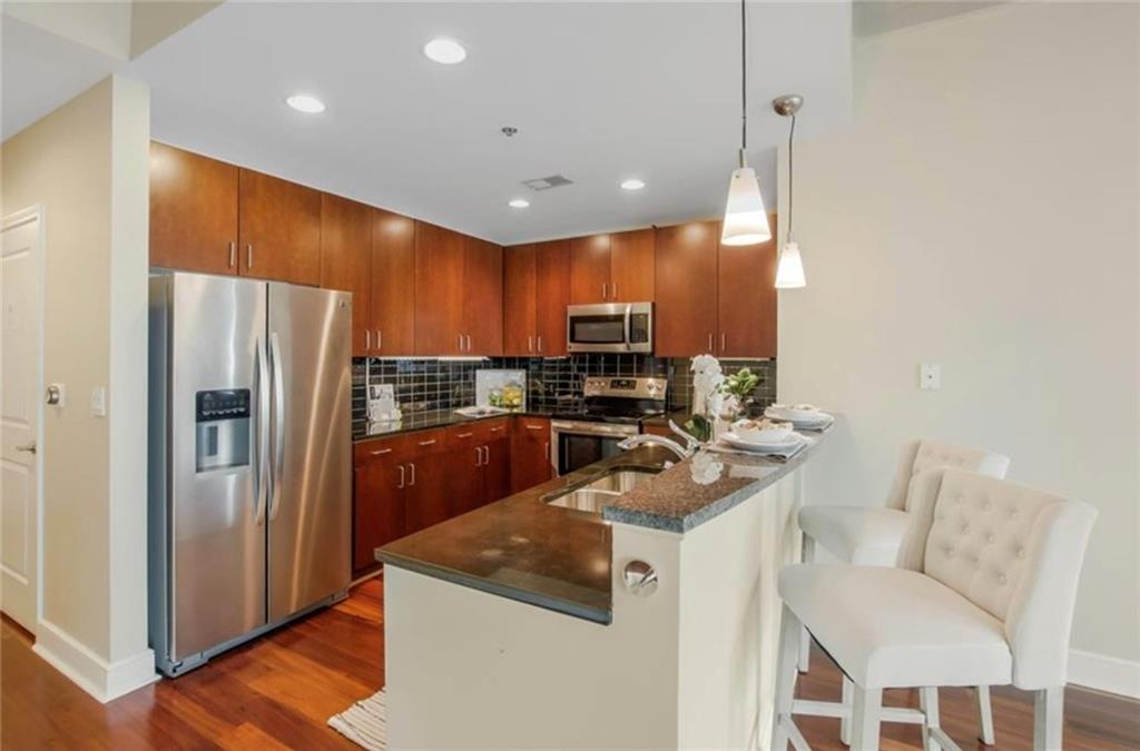 950 W Peachtree Street NW Unit 1101