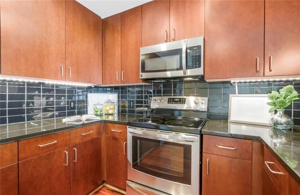 950 W Peachtree Street NW Unit 1101