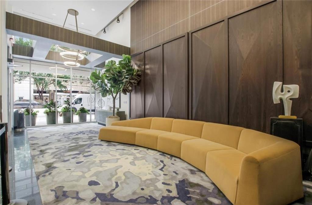 950 W Peachtree Street NW Unit 1101