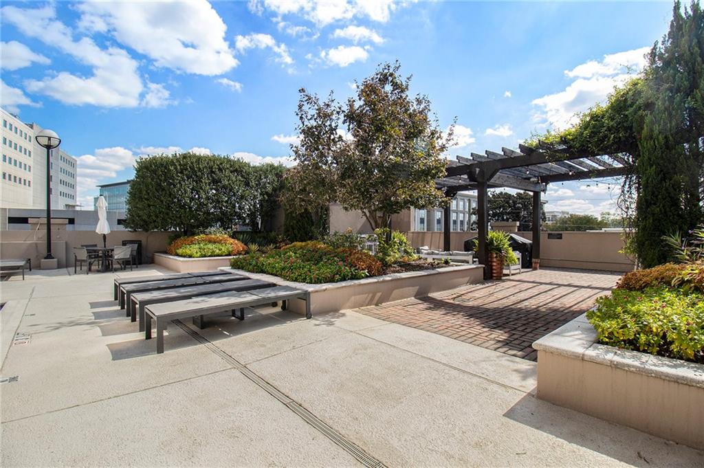 325 E Paces Ferry Road NE Unit 1610