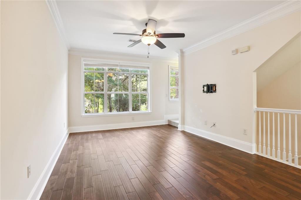 1054 Glenridge Place