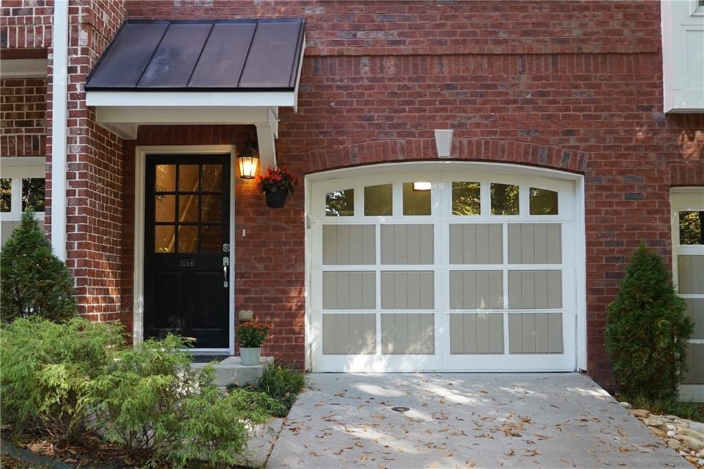 1054 Glenridge Place