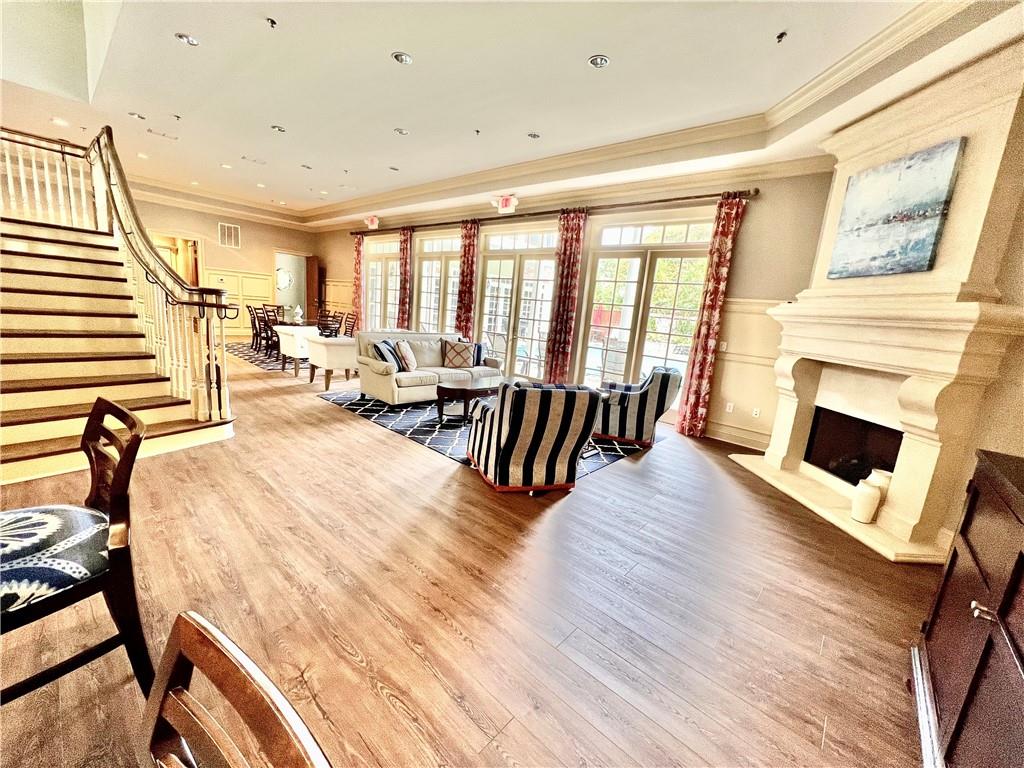 1054 Glenridge Place