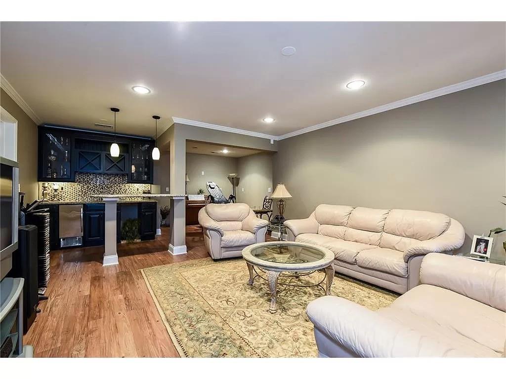 2479 Sandstone Place