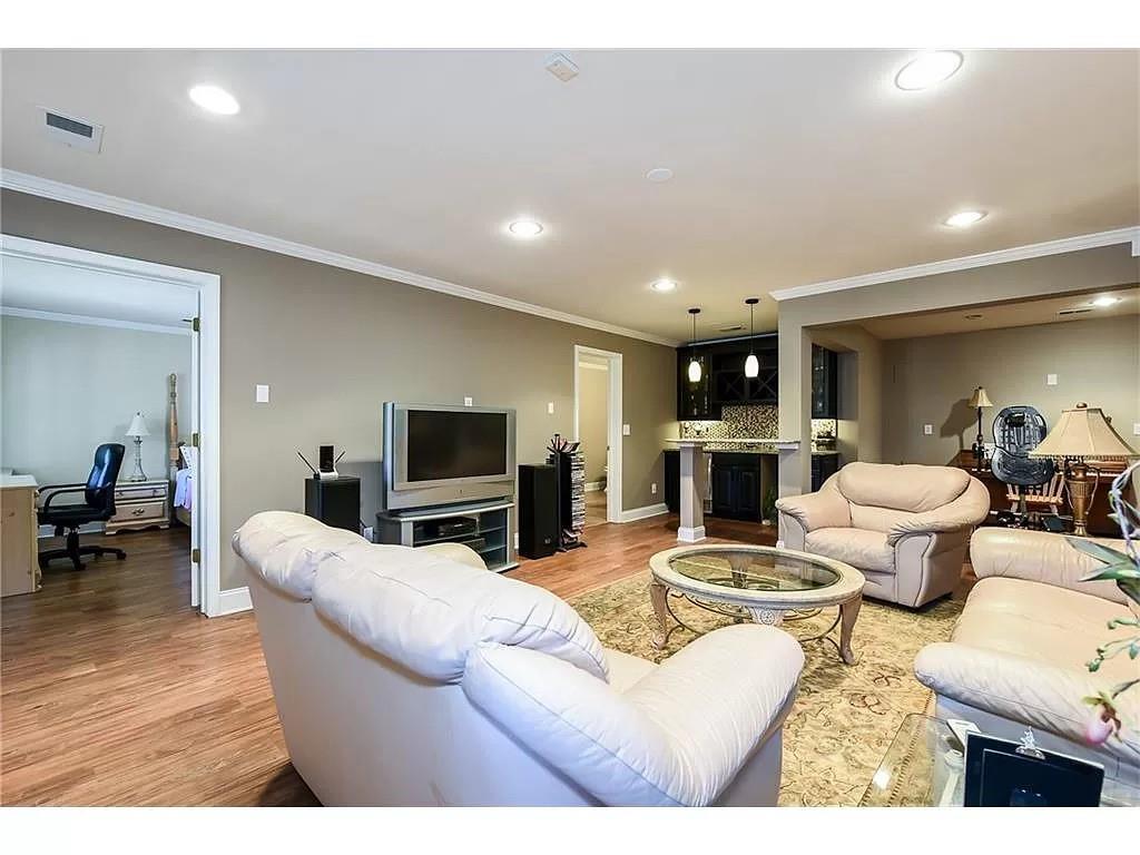 2479 Sandstone Place