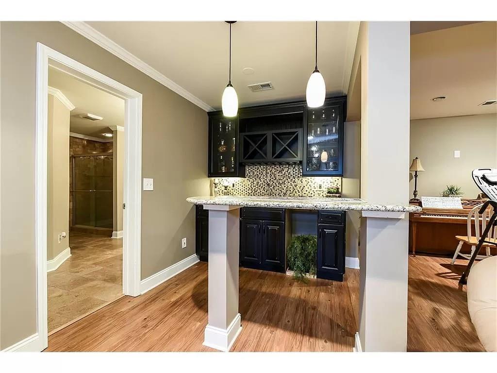 2479 Sandstone Place