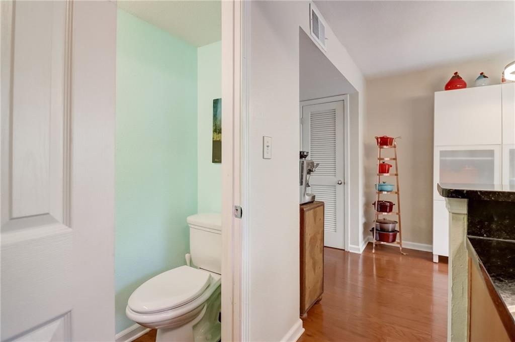 6940 Roswell Road Unit 6C