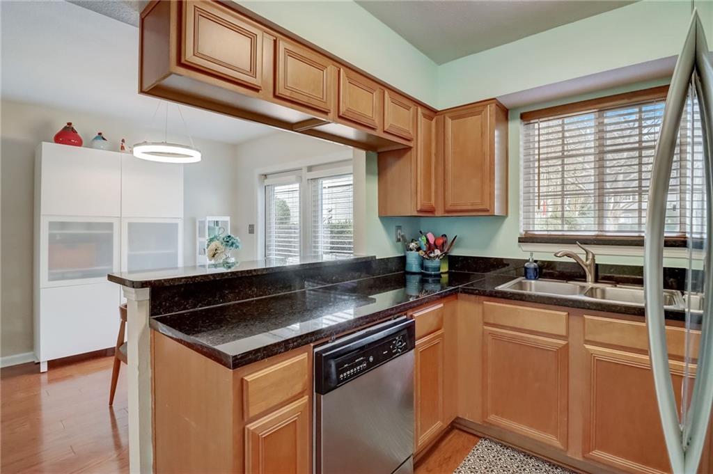 6940 Roswell Road Unit 6C