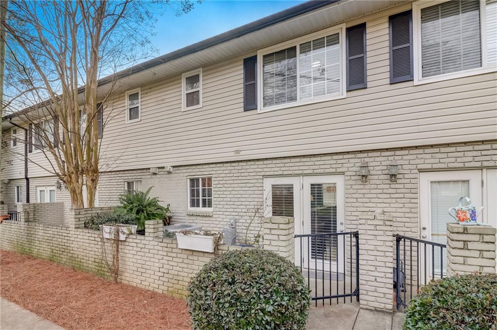 6940 Roswell Road Unit 6C