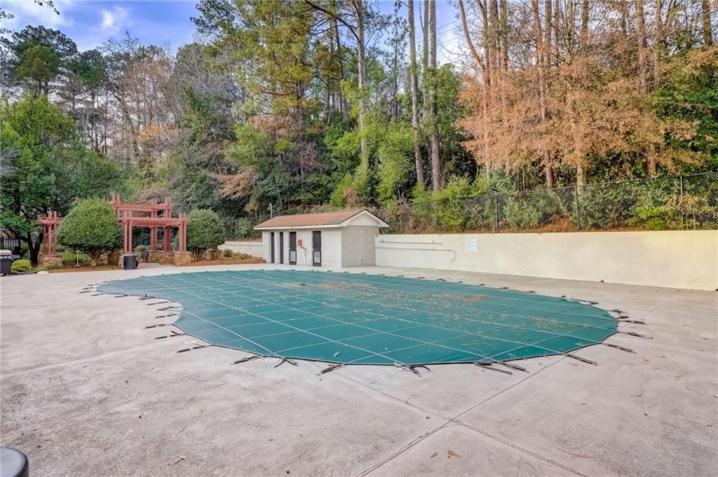 6940 Roswell Road Unit 6C