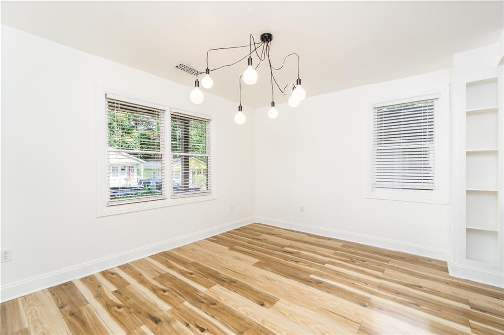 61 Chester Avenue SE