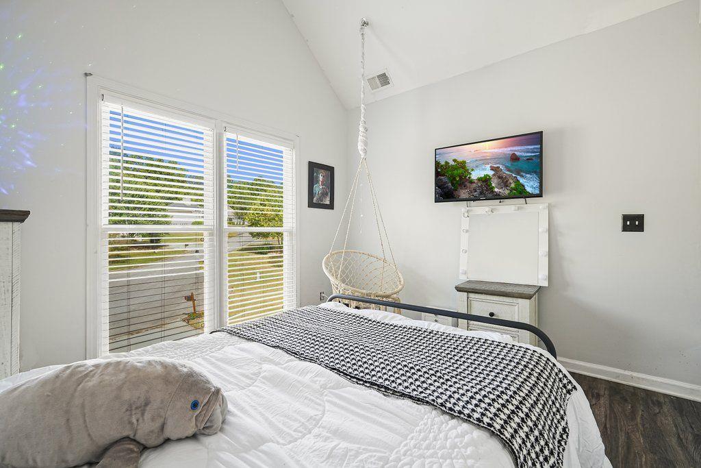 103 Reservation View