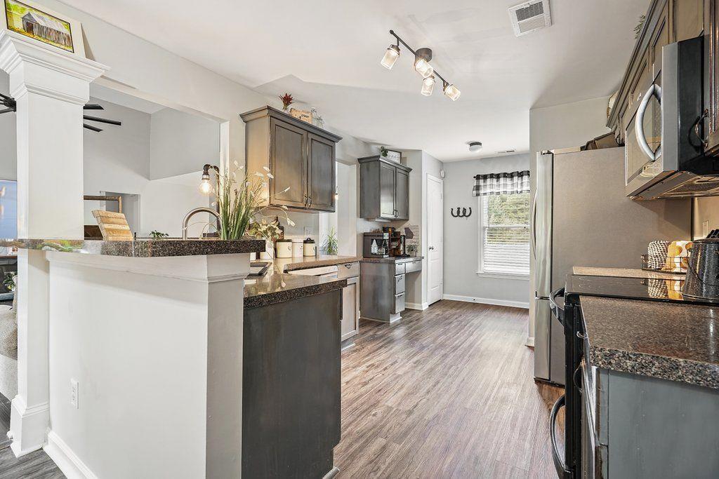 103 Reservation View