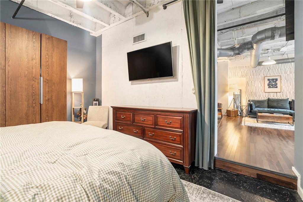 878 Peachtree Street NE Unit 812