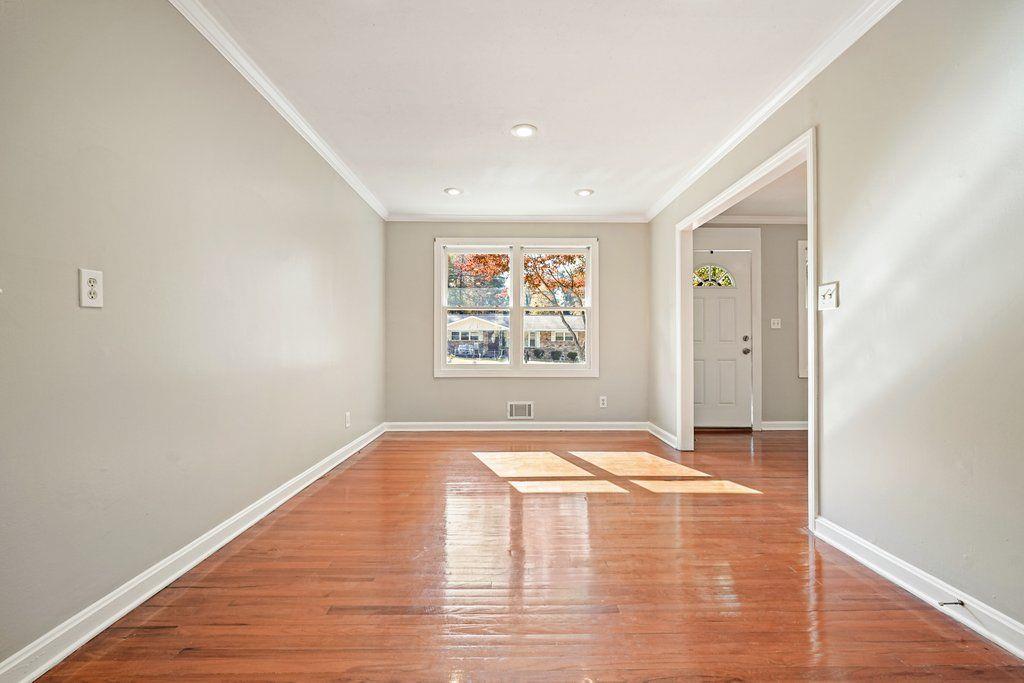 2571 Crockett Drive Southeast Drive SE